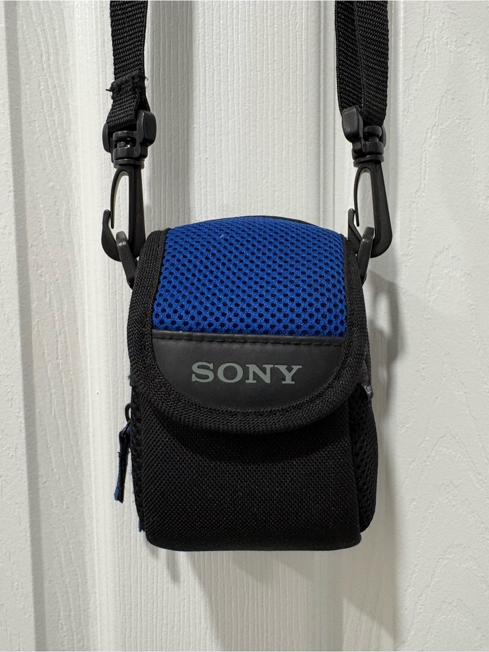 Sony Cybershot Digital camera bag vintage Y2K